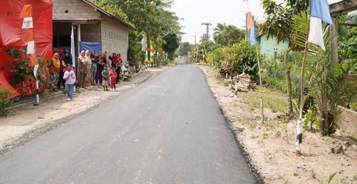 Jalan 2 Desa di Kecamatan Tanjung Bintang Selesai Diperbaiki, Nanang: Jaga dan Rawat