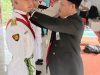 Menjelang HUT KEMRI KE-78,  Camat Huruna Mengukuhkan Anggota Pasukan Pengibar Bendera Pusaka