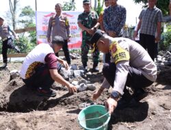Kapolres Bener Meriah Laksanakan Peletakan Batu Pertama Pembangunan Rumah Dalam Rangka HUT Bhayangkara Ke – 78 Tahun 2024